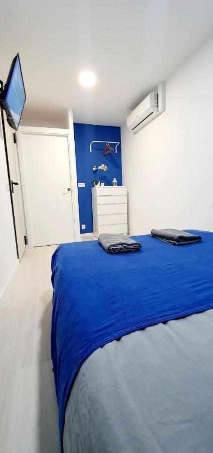 Hostal Urban Basic L'Hospitalet de Llobregat Exterior foto