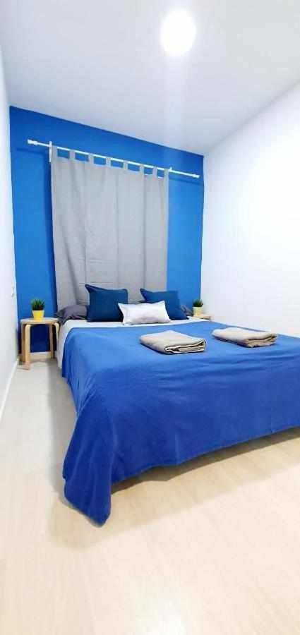 Hostal Urban Basic L'Hospitalet de Llobregat Exterior foto